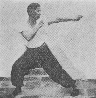 Posture 40 : se retourner, l&rsquo;éventail — planche 40 de l&rsquo;édition de 1947