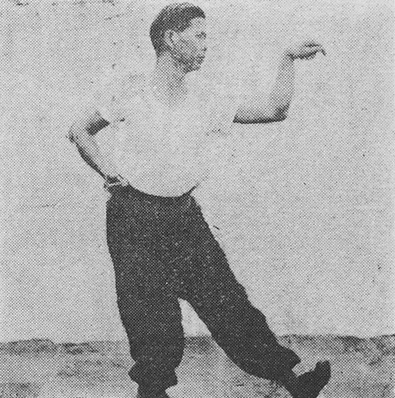 Posture 45 : Grande Ourse, main en crochet — planche 45 de l&rsquo;édition de 1947