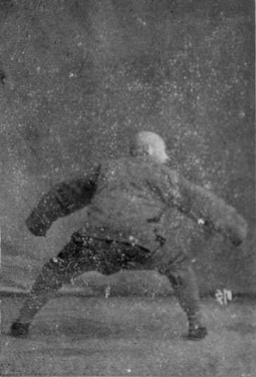 paume qui suit la force à droite, 3e partie (photographie de 1937)