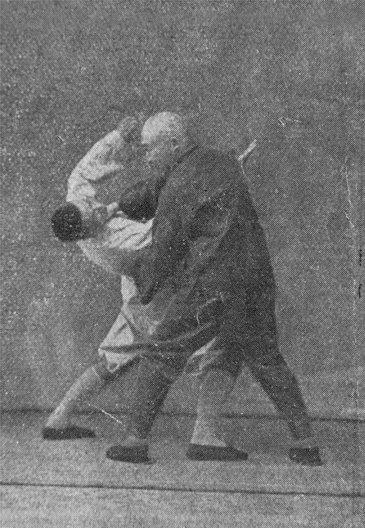 Technique de qinna 2, photographie de Chen Weiming publiée en 1937