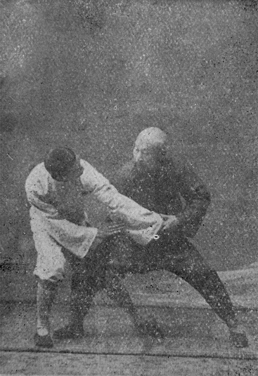 Technique de qinna 15, photographie de Chen Weiming publiée en 1937