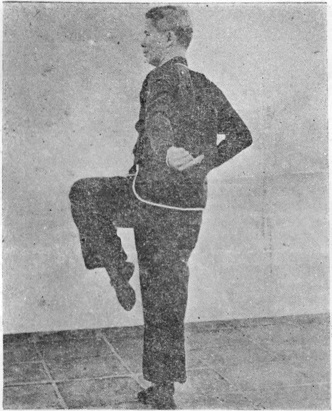 Quatorzième posture : posture sur une jambe, la main gauche crochetant vers le bas, planche de l&rsquo;édition de 1958