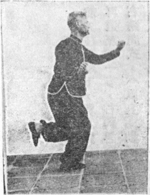 Vingt-quatrième posture, figure de passage : les deux paumes scellant de haut en bas, planche de l&rsquo;édition de 1958
