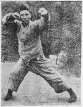 Figure 41 du manuel original de 1932 — Le canon droit devant (當頭砲)