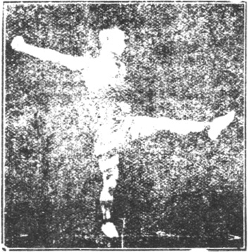 Figure 19 du manuel original de 1922 (教門彈腿圖說) — Première ligne : frapper et balayer comme une palanche (第一路\u3000衝掃似扁擔)