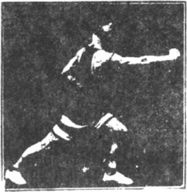 Figure 33 du manuel original de 1922 (教門彈腿圖說) — Deuxième ligne : la croix, tirer et percer (第二路\u3000十字人拉鑽)