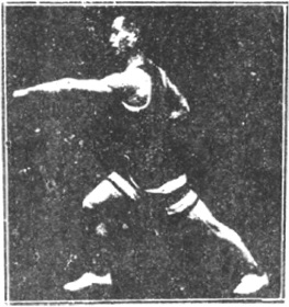 Figure 56 du manuel original de 1922 (教門彈腿圖說) — Troisième ligne : le marteau qui couvre, la double draperie (第三路\u3000蓋捶雙披打)