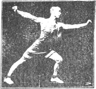 Figure 5 du manuel original de 1922 (教門彈腿圖說) — Première ligne : frapper et balayer comme une palanche (第一路\u3000衝掃似扁擔)