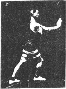 Figure 67 du manuel original de 1922 (教門彈腿圖說) — Quatrième ligne : tourner la meule, faire naître la merveille (第四路\u3000轉磨生奇關)