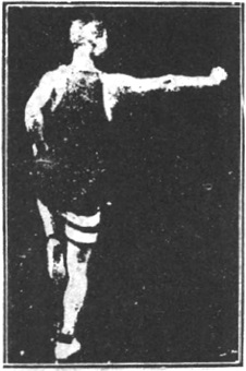 Figure 91 du manuel original de 1922 (教門彈腿圖說) — Cinquième ligne : le marteau qui taille, grimper pour s’approcher (第五路\u3000裁捶登來益)