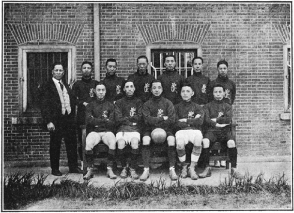 Photographie de l&rsquo;équipe de football du Jingwu en 1919, Annales du Jingwu 1919