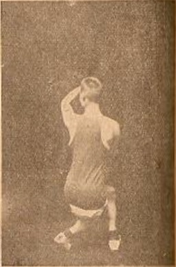 Posture 1, pas croisé et poing qui jaillit, édition de 1928