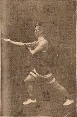 Posture 4, main qui presse, paume qui fend en couvrant, édition de 1928
