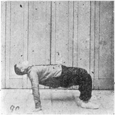 Figure 90 : le corps renversé en arrière, appui sur les paumes