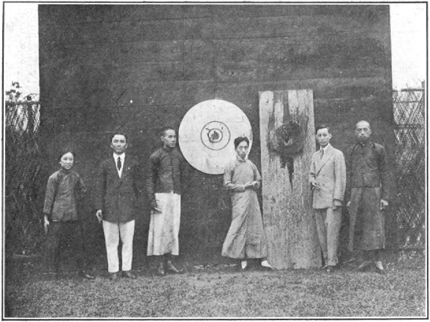 Photographie d’une séance d’exercice au dard de manche