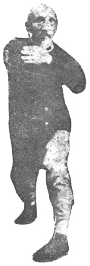 Posture 11, coude au creux de l&rsquo;estomac