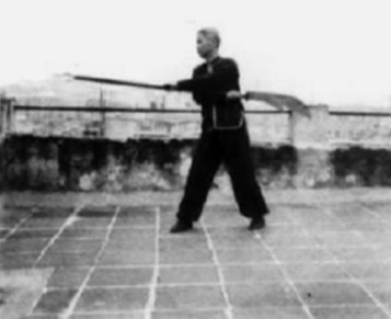 Posture 88 : l’arme au terme des enroulements, quatrième porte — planche de l’édition de 1958