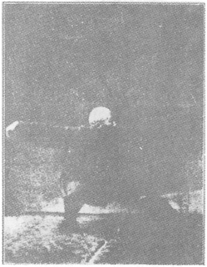 Planche de l&rsquo;édition de 1933 : Chen Weiming, figure 183 — « le fouet unique », posture basse
