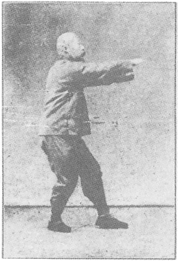 Planche de l&rsquo;édition de 1933 : Chen Weiming, figure 90 — « le cavalier qui explore en hauteur » (gao tan ma)