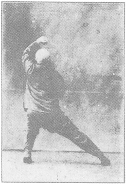 Planche de l&rsquo;édition de 1933 : Chen Weiming, figure 108 — « se couvrir le corps et dompter le tigre », en pivotant