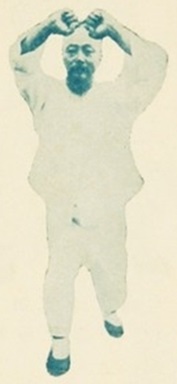 Figure 38 — Les deux cimes transpercent les oreilles (1929)