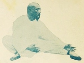 Figure 45 — La posture basse (1929)