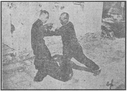 Planche 4 : posture préparatoire, peng à droite, an à gauche