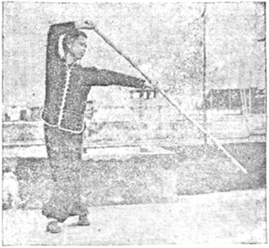 Posture 19 — Pas dérobé, scellement à découvert (figure 19a)