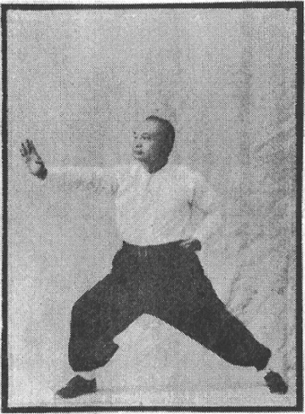 Figure 21 du « Tantui jiangyi » (1935) — la paume en posture d&rsquo;attaque à droite (第二十一圖\u3000右攻勢掌)