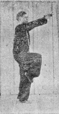 Posture 55, position de passage B (planche 55b) : le sabre remontant de bas en haut pour se poser sur le bras gauche
