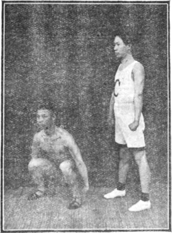 Figure 4 : troisième posture de la première partie, édition de 1917 (第三式)
