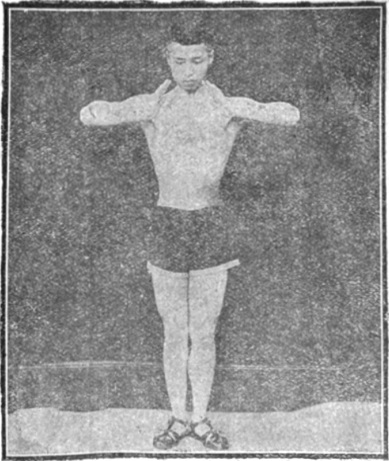 Figure 1 : les paumes face à face devant les épaules, édition de 1917