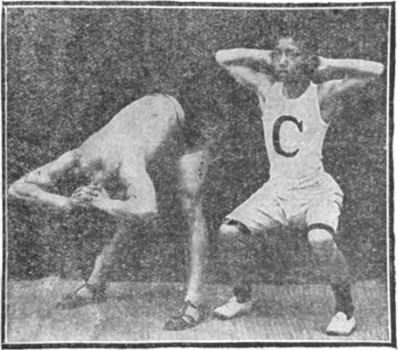 Figure 23 : doigts entrelacés derrière la nuque, corps penché, édition de 1917
